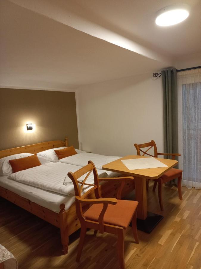 Panoramahaus Apartamento Radenthein Exterior foto